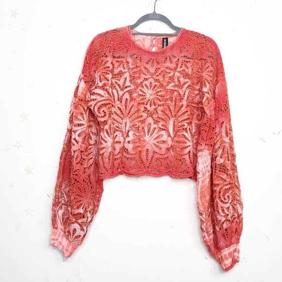 CONTINUUM Orange open eyelet balloon sleeve blouse - Picture 13 of 16